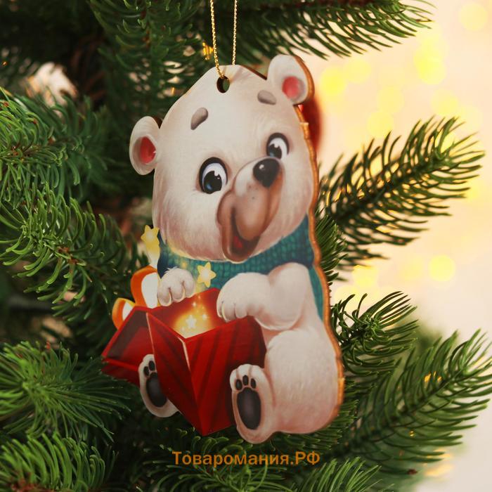 Новогодняя деревянная подвеска «Новый год! Белый мишка»