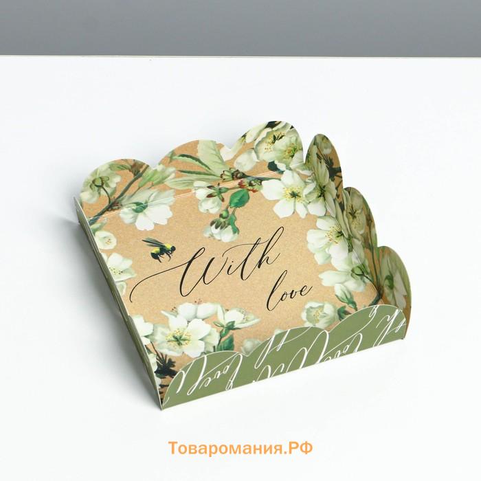 Коробка для печенья, кондитерская упаковка с пластиковой крышкой, «Пчёлка», 10.5 х 10.5 х 3 см