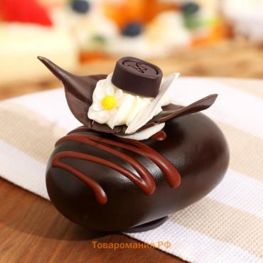 Муляж - магнит "Пирожное Бонбон" шоколад, 8х5х6см